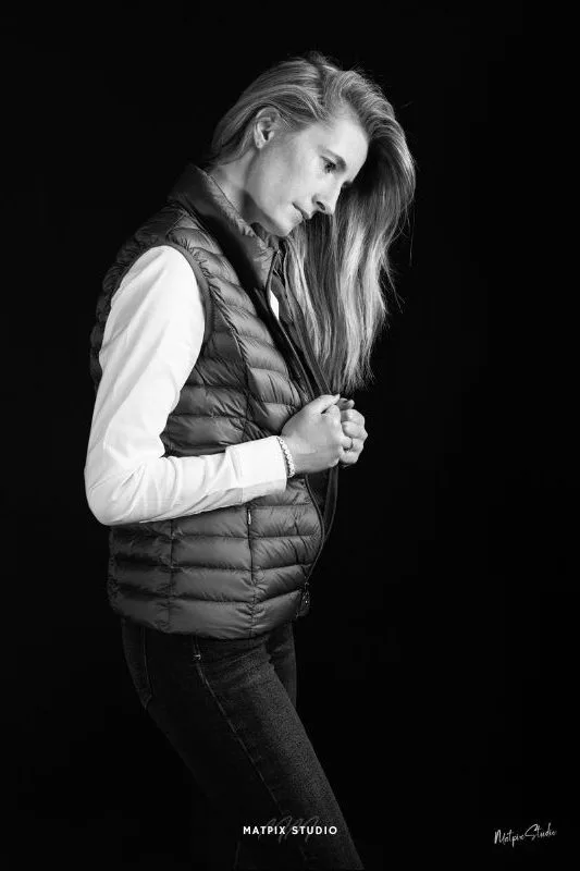 img_visuel-article-blog-shooting-portrait-claire-studio-photo-rouen-matpix studio (2)