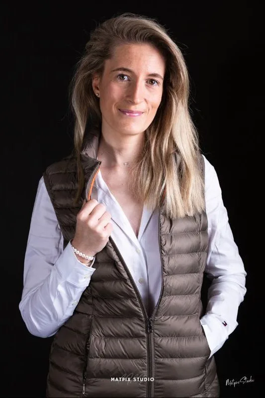 img_visuel-article-blog-shooting-portrait-claire-studio-photo-rouen-matpix studio (5)