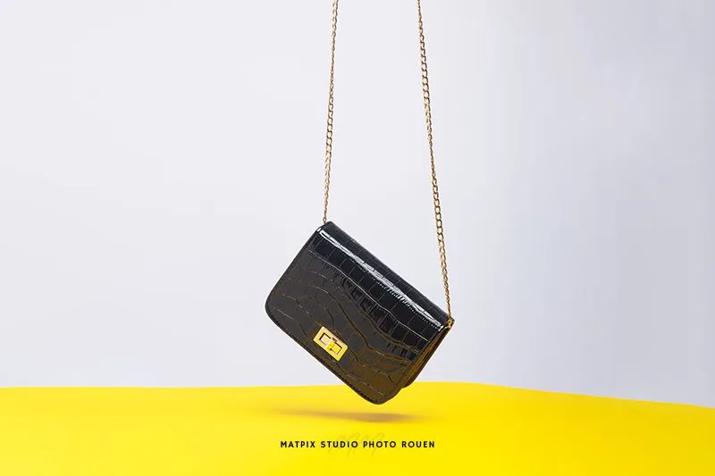img_visuel-article-packshot produit-qui-s-envole-photographe-rouen-matpix studio
